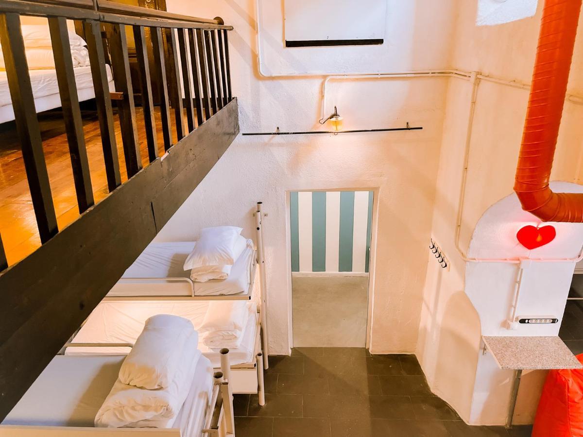 Safestay Lisbon Bairro Alto Exterior photo
